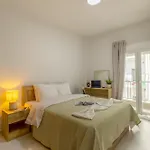 Apartament Modern Warmth Designed For Rest & Flow *