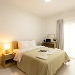 Apartament Modern Warmth Designed For Rest & Flow Salonic