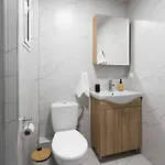Apartament Modern Warmth Designed For Rest & Flow Salonic