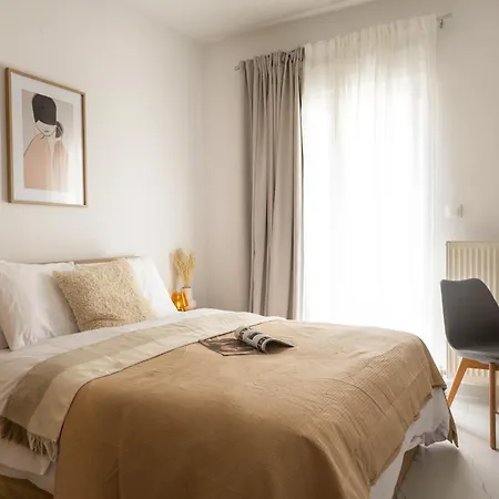 Modern Warmth Designed For Rest & Flow Apartment *