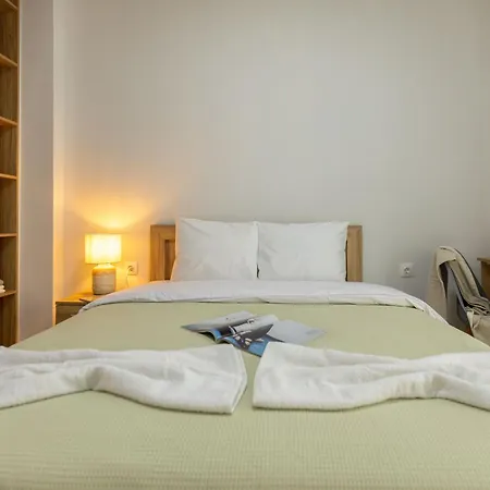 Modern Warmth Designed For Rest & Flow * Thessaloniki