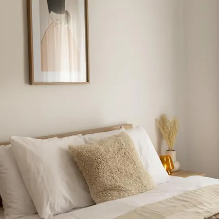 Modern Warmth Designed For Rest & Flow