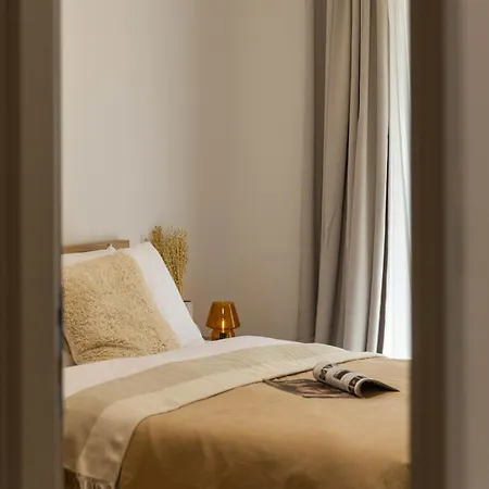Апартаменты Modern Warmth Designed For Rest & Flow Салоники