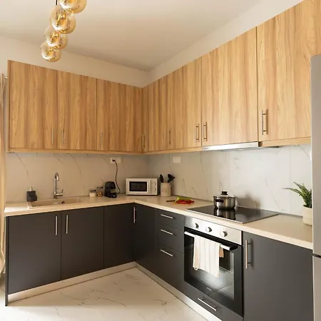 Modern Warmth Designed For Rest & Flow Appartement Thessalonique