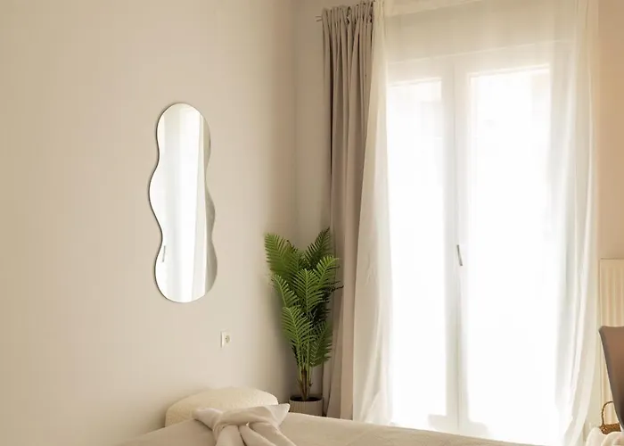 Modern Warmth Designed For Rest & Flow Apartment Thessaloniki