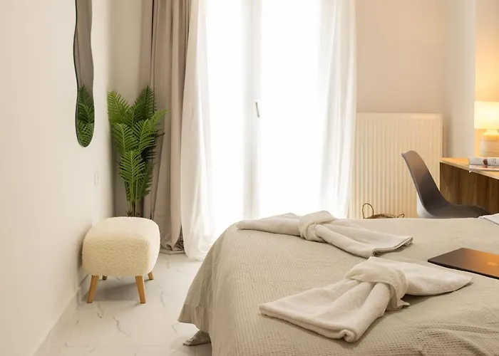 Modern Warmth Designed For Rest & Flow * Thessaloniki
