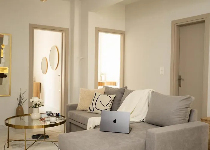 Modern Warmth Designed For Rest & Flow Apartment *