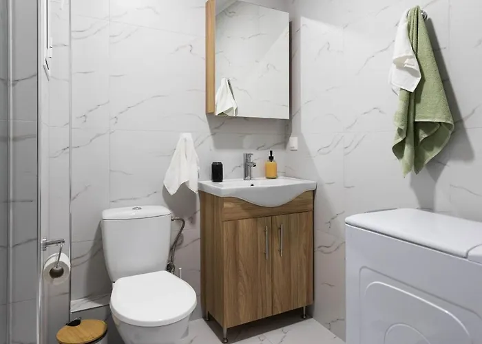 Modern Warmth Designed For Rest & Flow Appartement Thessaloniki