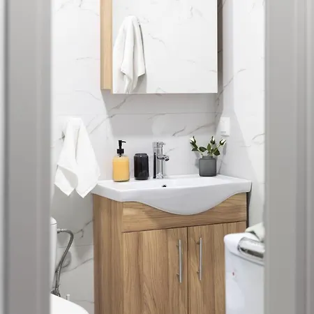 Διαμέρισμα Modern Warmth Designed For Rest & Flow
